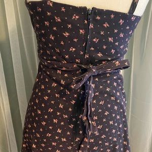 70's Cottagecore Fluttery Floral Dress by N/a